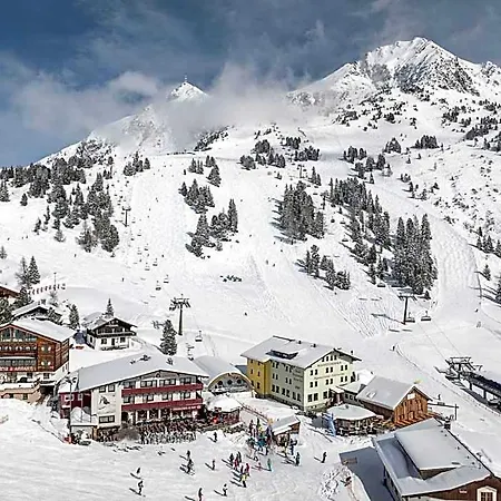 Austria - Natural Lifestyle Auf Der Piste Hotel Tweng